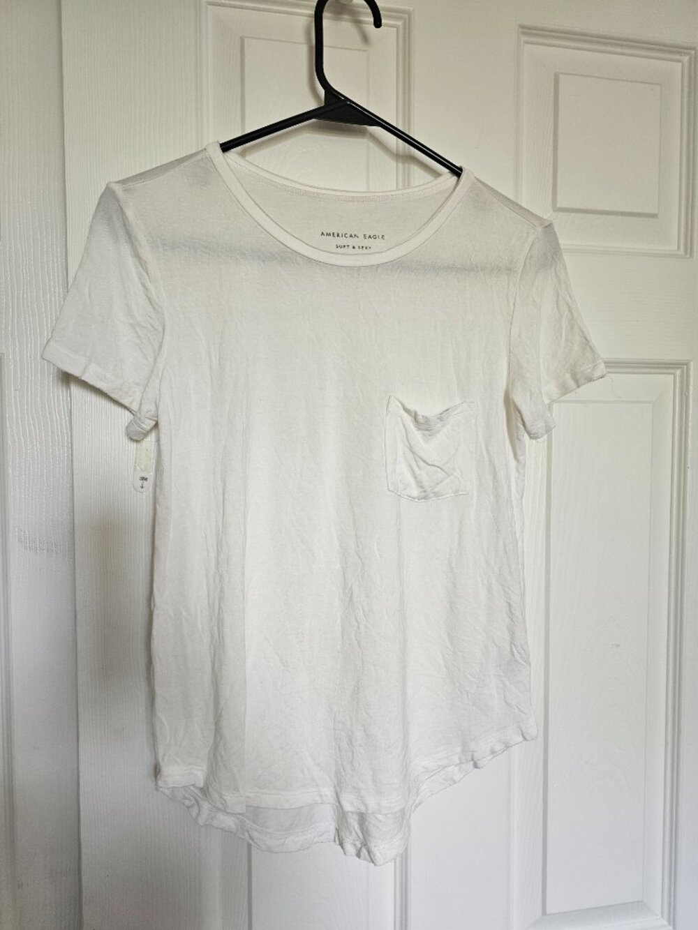 American Eagle Soft & Sexy White Short Sleeve Pocket Tee - XS